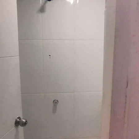 Costa Dorada Familiar Homestay Cartagena